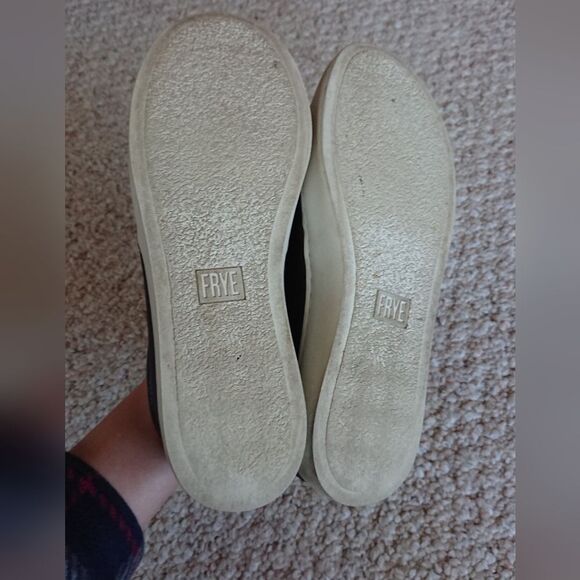 Frye Black leather Ivy Slip-On Shoes size 7M - Picture 12 of 12